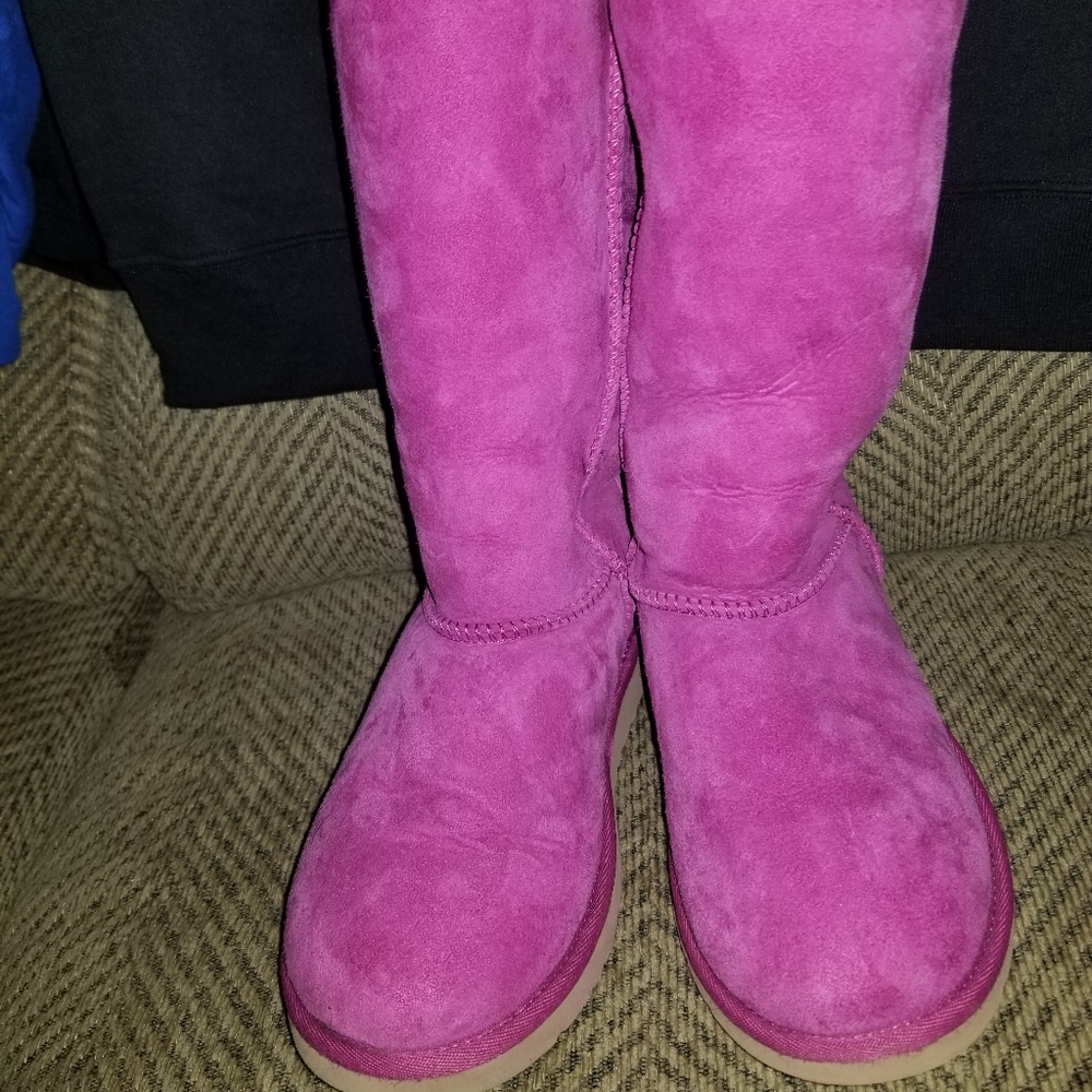 UGGs